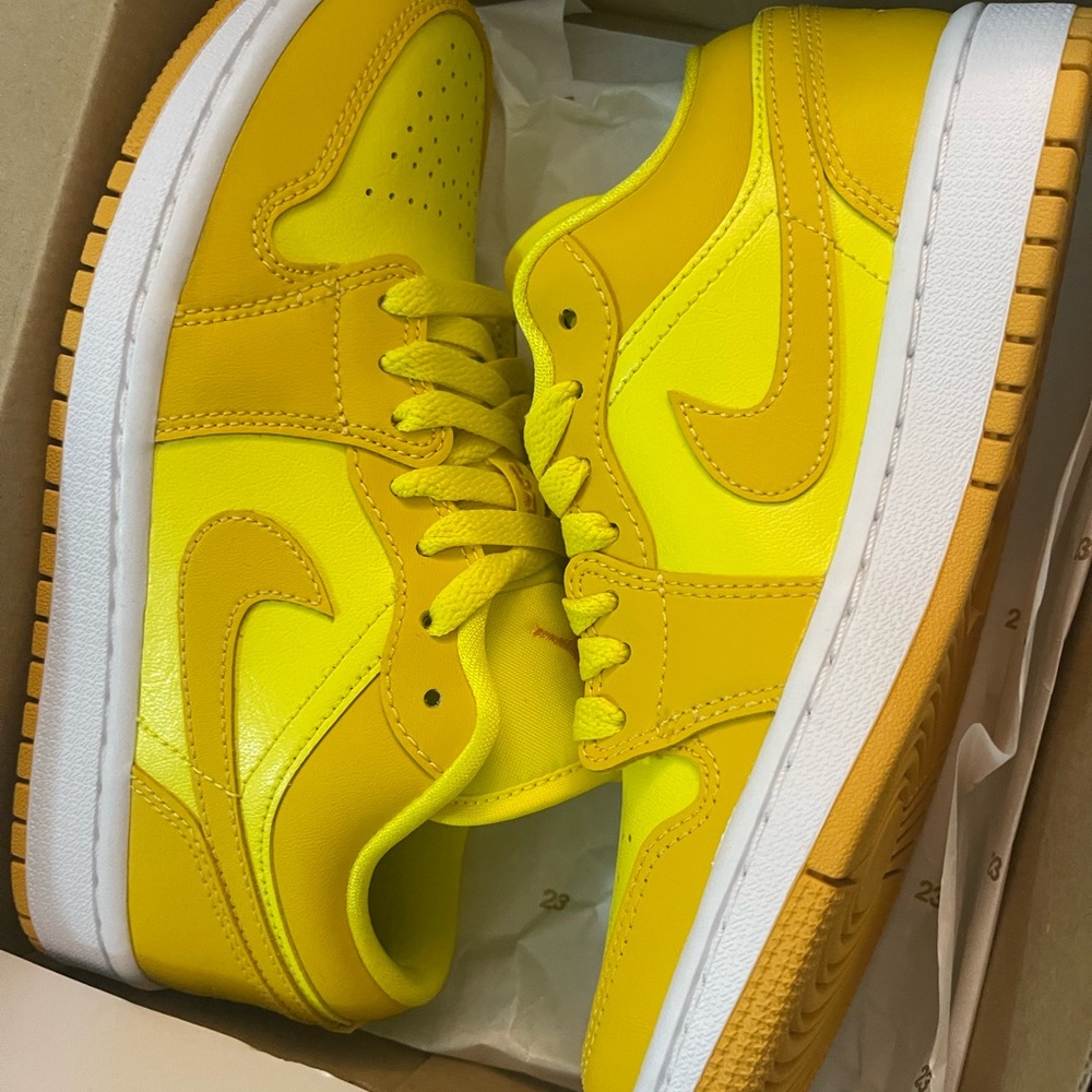 Jordan 1 Low Yellow Strike (Women’s Size 5.5)